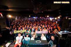 『TO-HAI TOUR 2013』HUB CLUB PARTY後、HUB CLUBのみなさまと